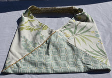 Load image into Gallery viewer, Linen Triangle Bag #3
